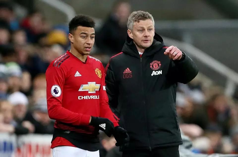 米体:本纳塞尔明确拒绝吉达联合报价,他不愿前往沙特踢球.