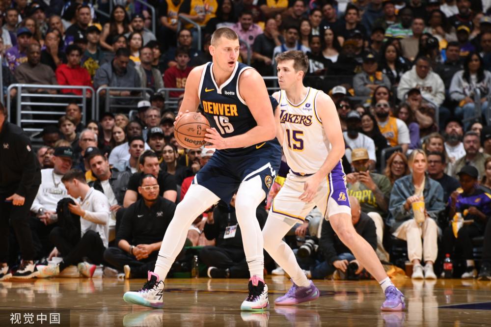 但在与勇士 但在与勇士